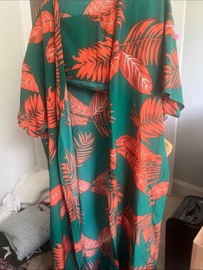 Green and Coral Leaf Print Kimono and Shorts Resort Wear Set